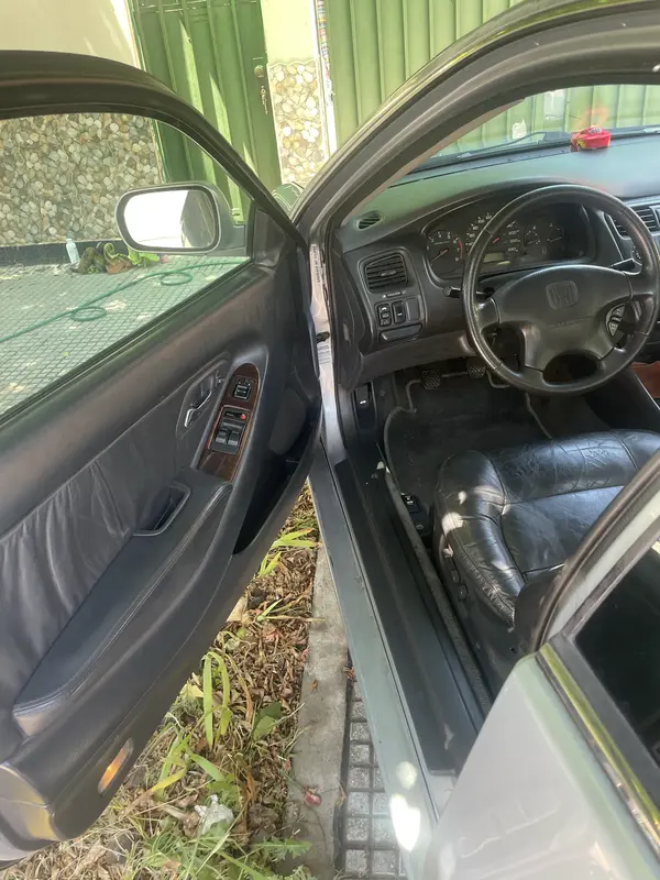 Mira esta publicación de Honda Accord 1998 en Motordil