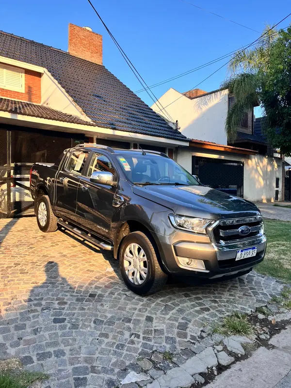 Mira esta publicación de Ford Ranger 2017 en Motordil