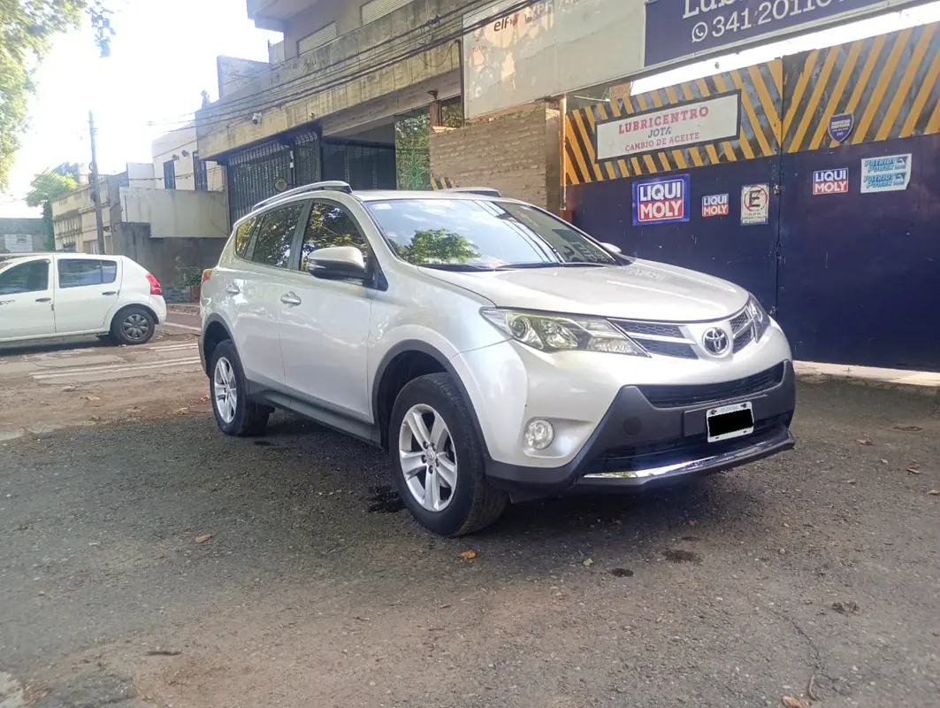 Mira esta publicación de Toyota RAV4 2013 en Motordil