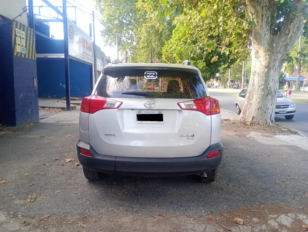 Mira esta publicación de Toyota RAV4 2013 en Motordil