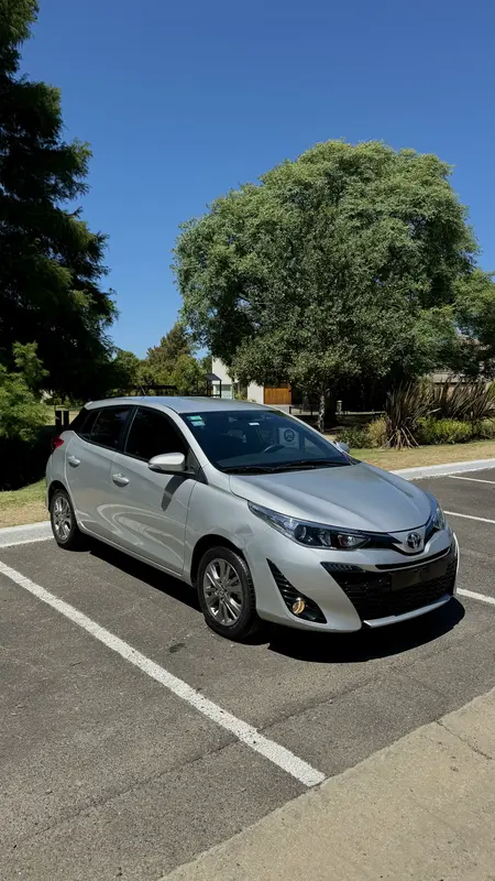 Mira esta publicación de Toyota Yaris 2021 en Motordil