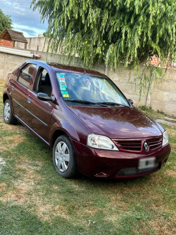 Mira esta publicación de Renault Logan 2007 en Motordil