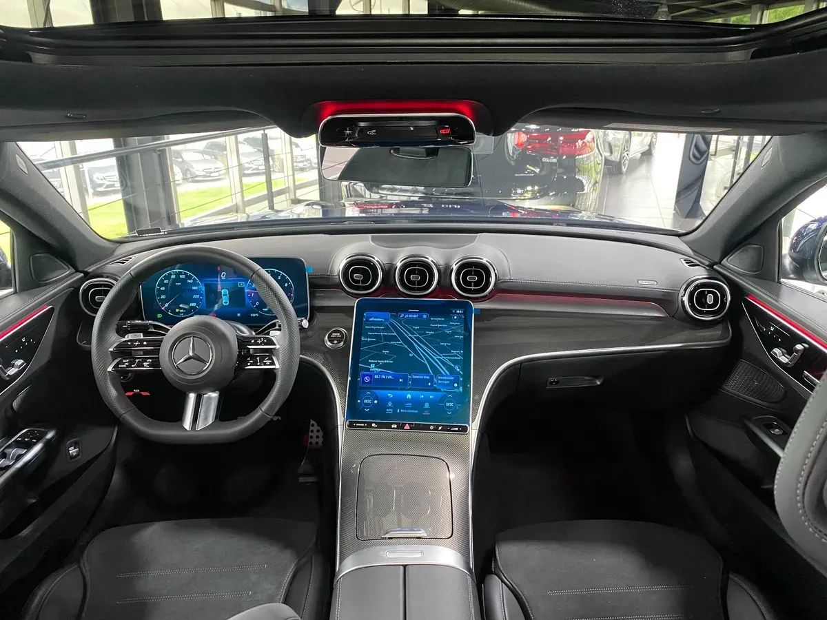 Mira esta publicación de Mercedes Benz Clase C 2025 en Motordil