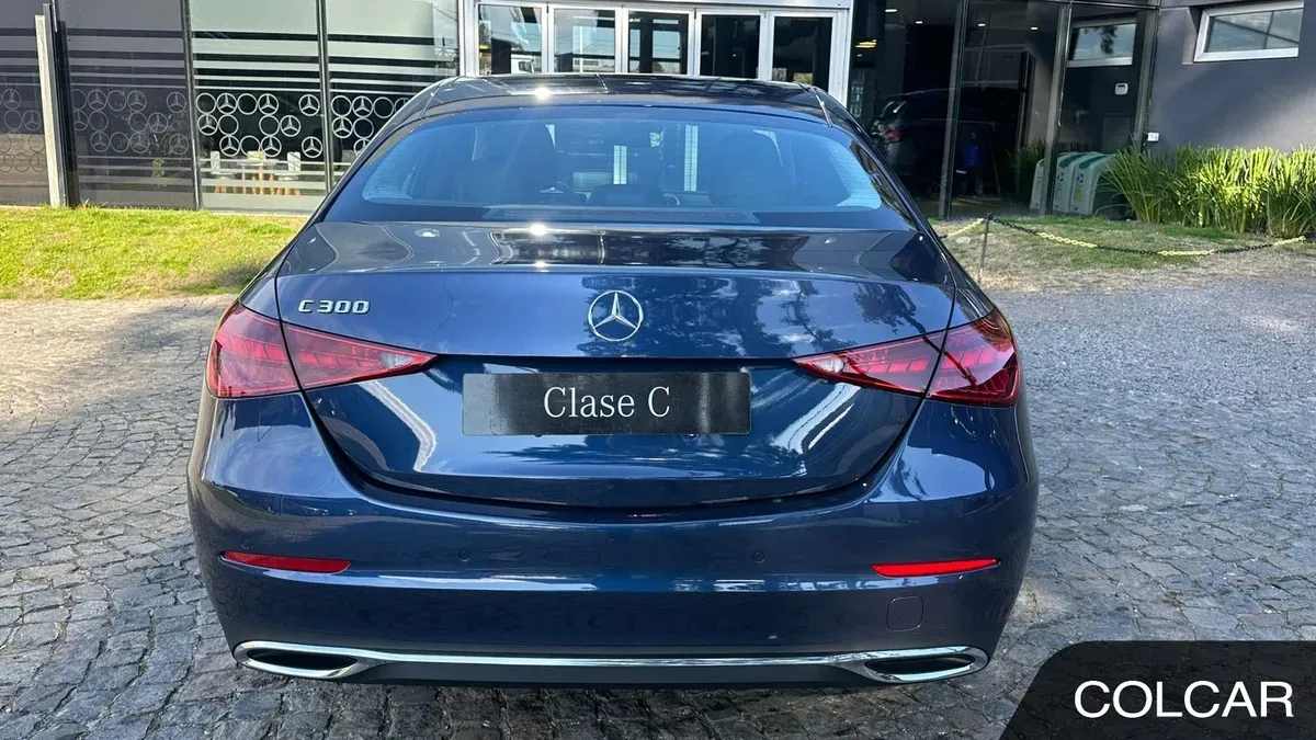 Mira esta publicación de Mercedes Benz Clase C 2025 en Motordil