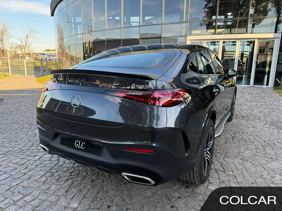 Mira esta publicación de Mercedes Benz GLC 2025 en Motordil