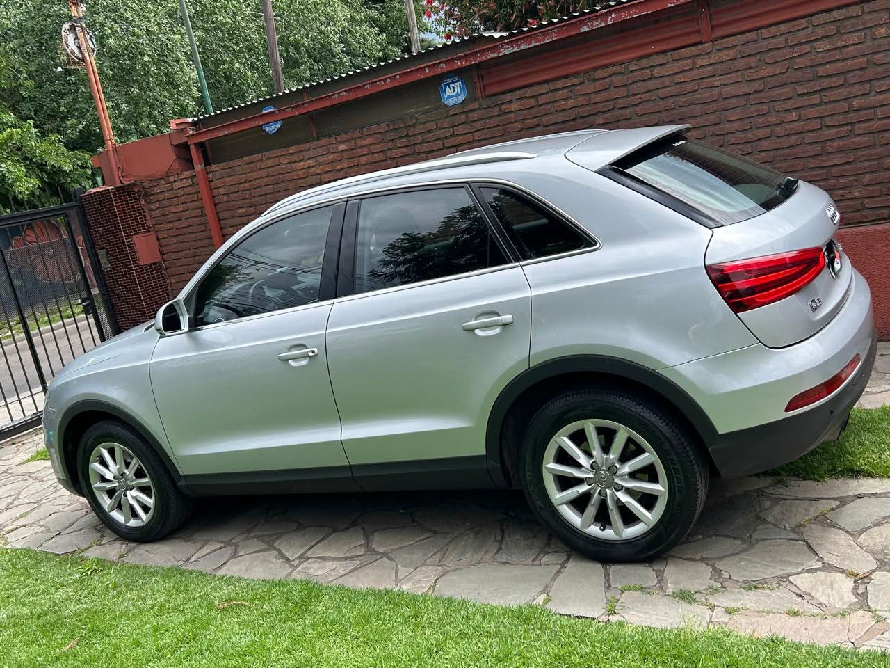 Mira esta publicación de Audi Q3 2013 en Motordil