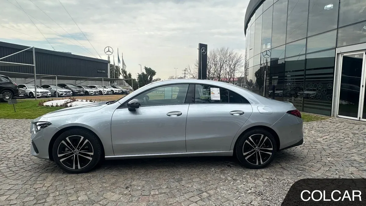 Mira esta publicación de Mercedes Benz CLA 2025 en Motordil