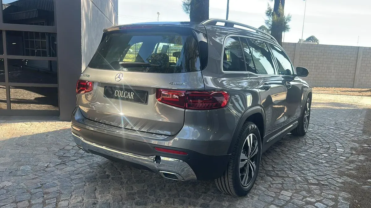 Mira esta publicación de Mercedes Benz GLB 2025 en Motordil