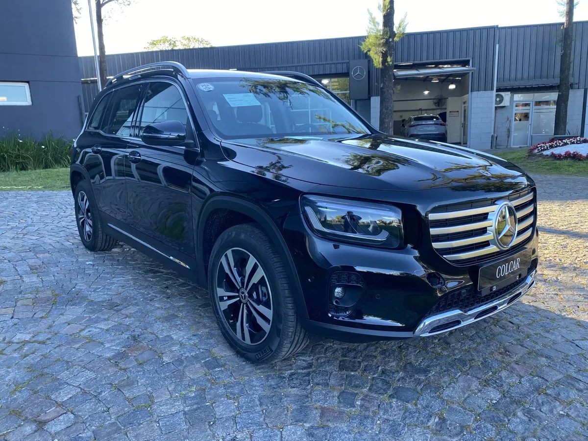 Mira esta publicación de Mercedes Benz GLB 2025 en Motordil