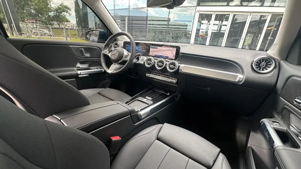 Mira esta publicación de Mercedes Benz GLB 2025 en Motordil