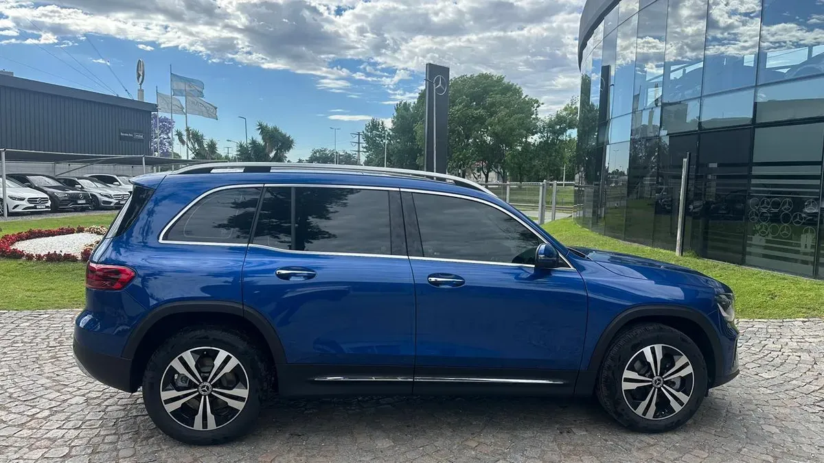 Mira esta publicación de Mercedes Benz GLB 2025 en Motordil