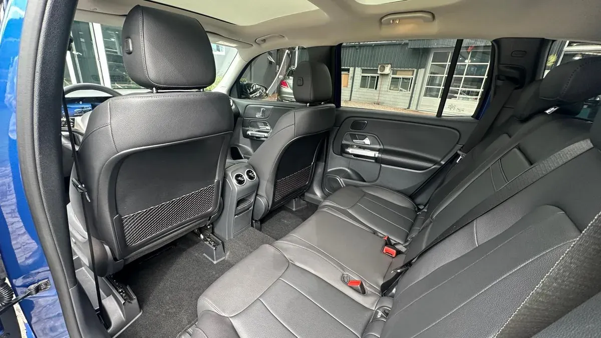 Mira esta publicación de Mercedes Benz GLB 2025 en Motordil