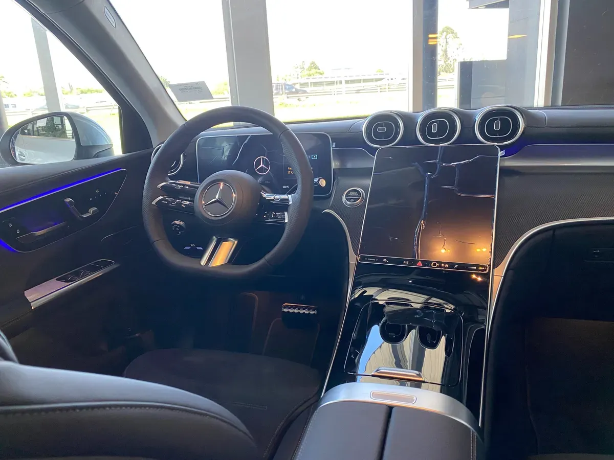 Mira esta publicación de Mercedes Benz GLC 2025 en Motordil