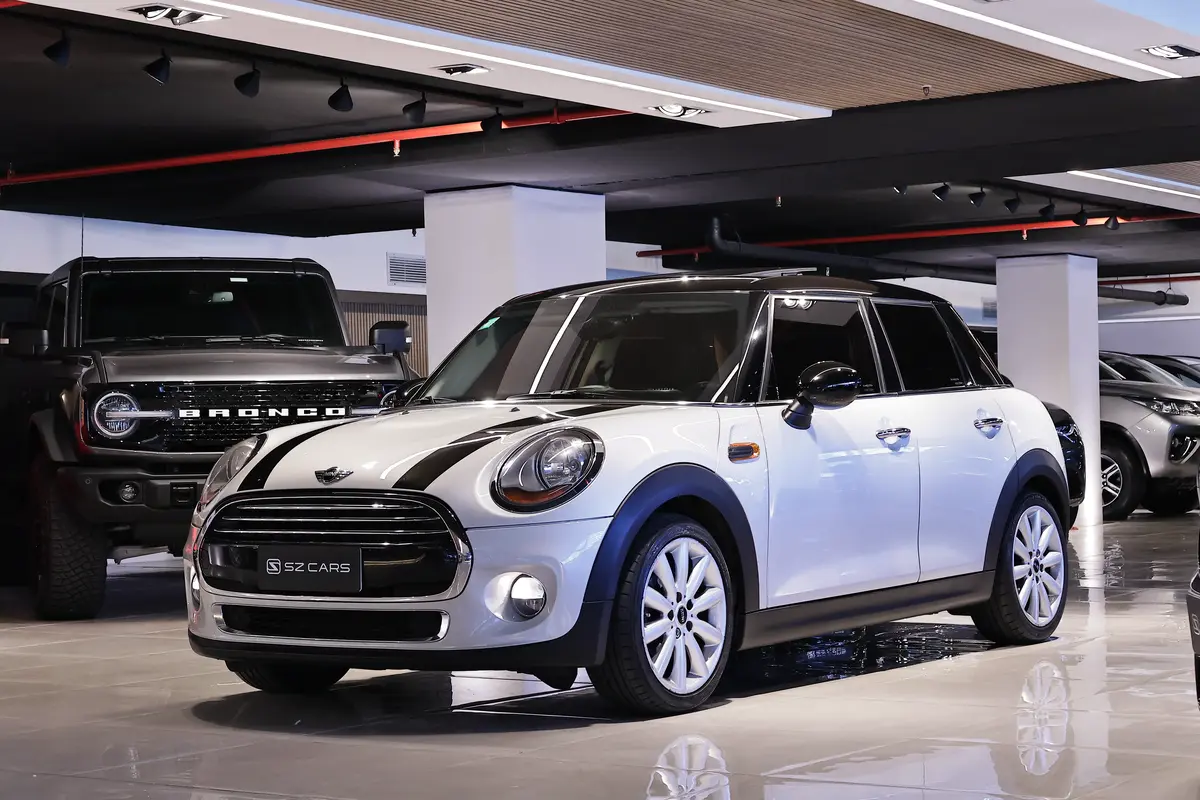 Mira esta publicación de Mini Cooper 2018 en Motordil