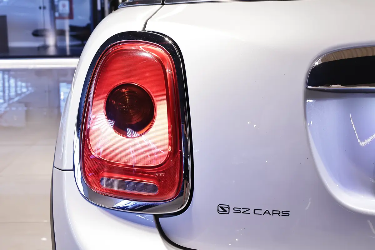 Mira esta publicación de Mini Cooper 2018 en Motordil