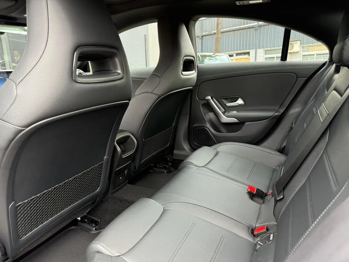 Mira esta publicación de Mercedes Benz CLA 2025 en Motordil