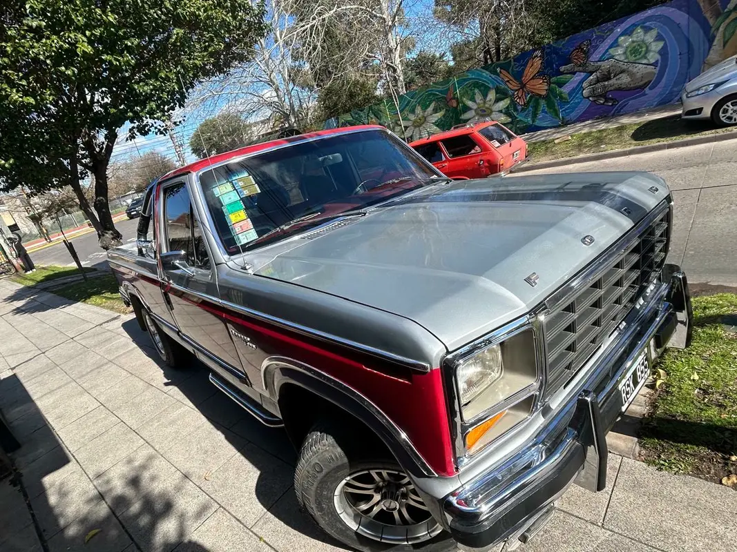 Mira esta publicación de Ford F 100 1981 en Motordil