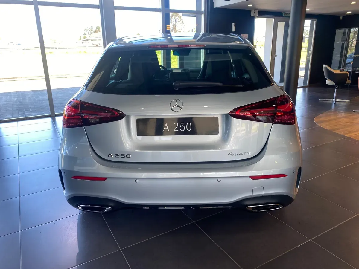 Mira esta publicación de Mercedes Benz Clase A 2025 en Motordil