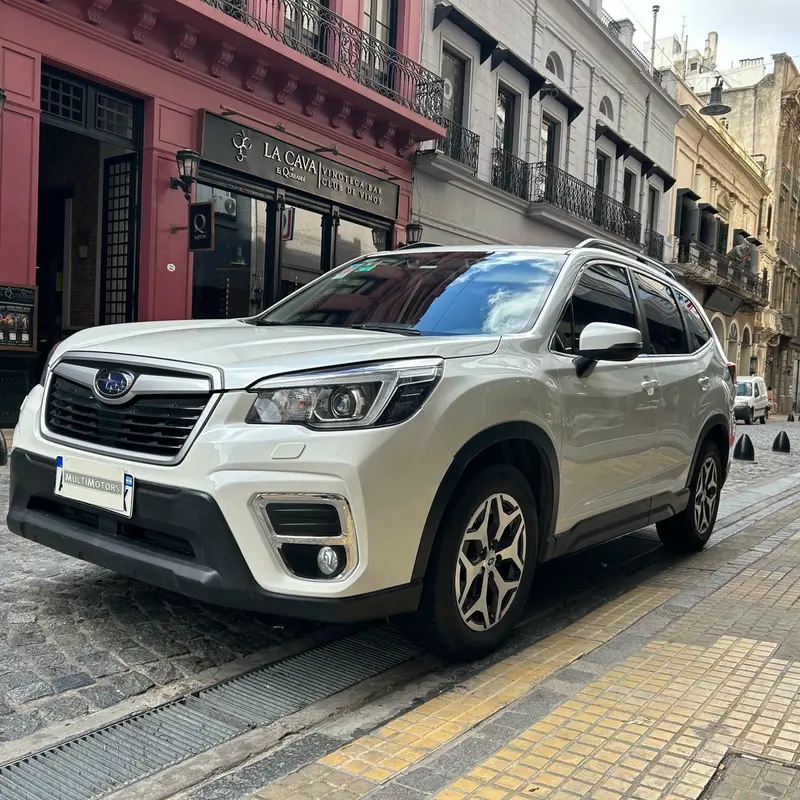 Mira esta publicación de Subaru Forester 2019 en Motordil
