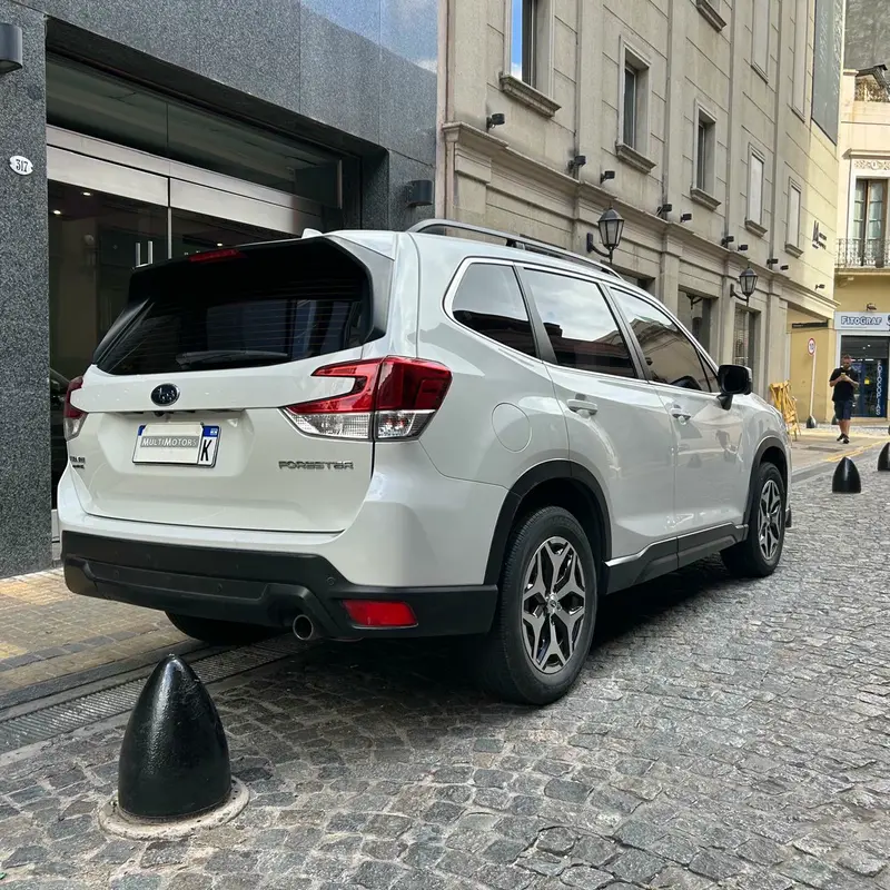 Mira esta publicación de Subaru Forester 2019 en Motordil
