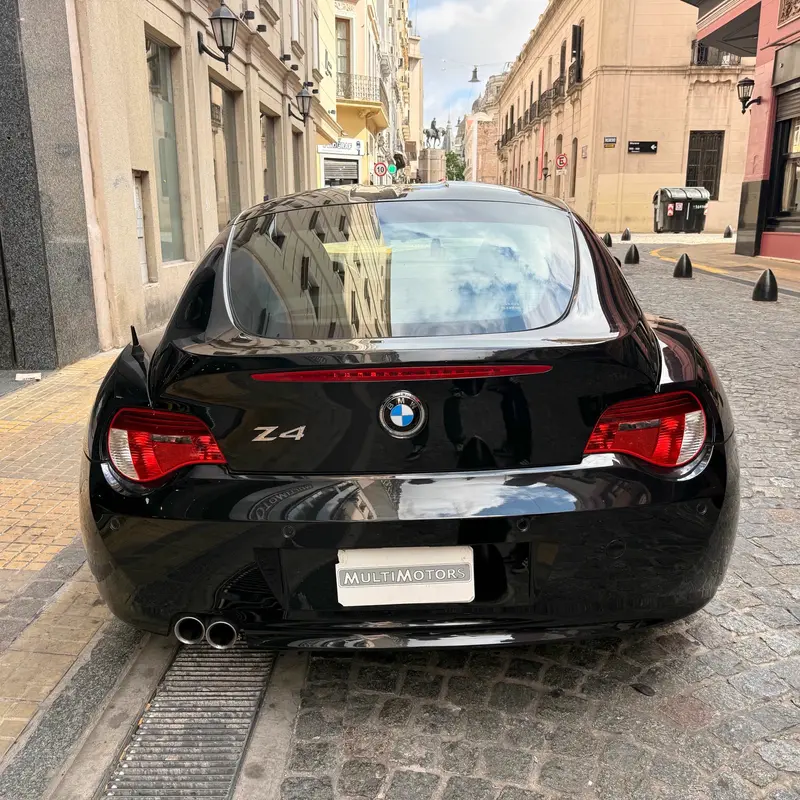 Mira esta publicación de BMW Z4 2008 en Motordil