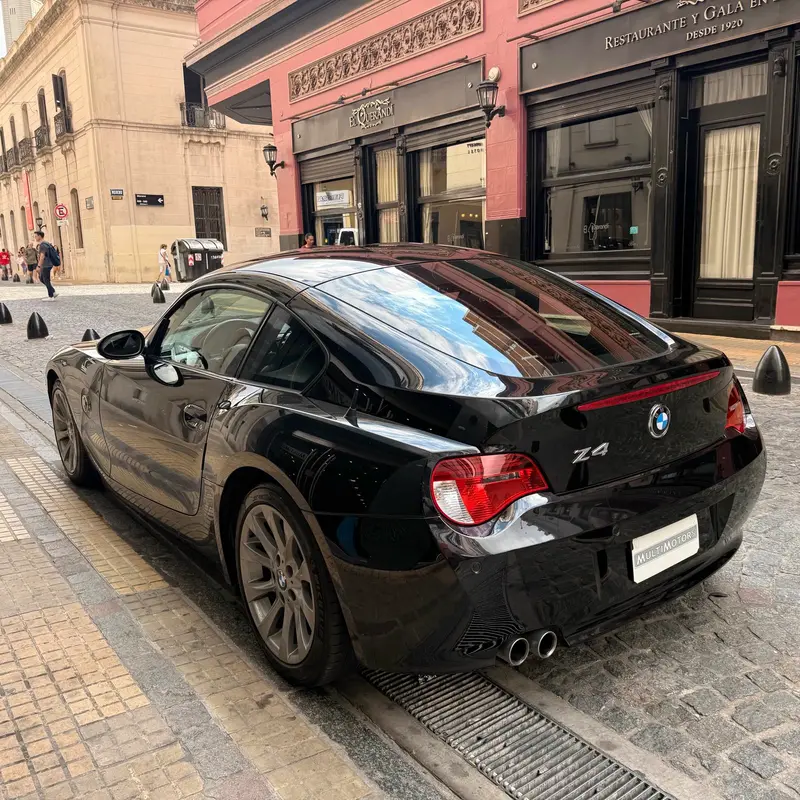 Mira esta publicación de BMW Z4 2008 en Motordil