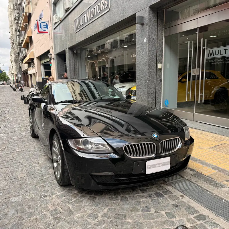 Mira esta publicación de BMW Z4 2008 en Motordil