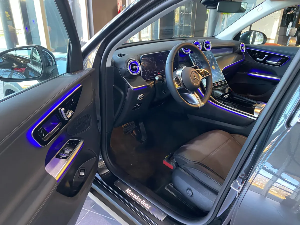 Mira esta publicación de Mercedes Benz GLC 2025 en Motordil