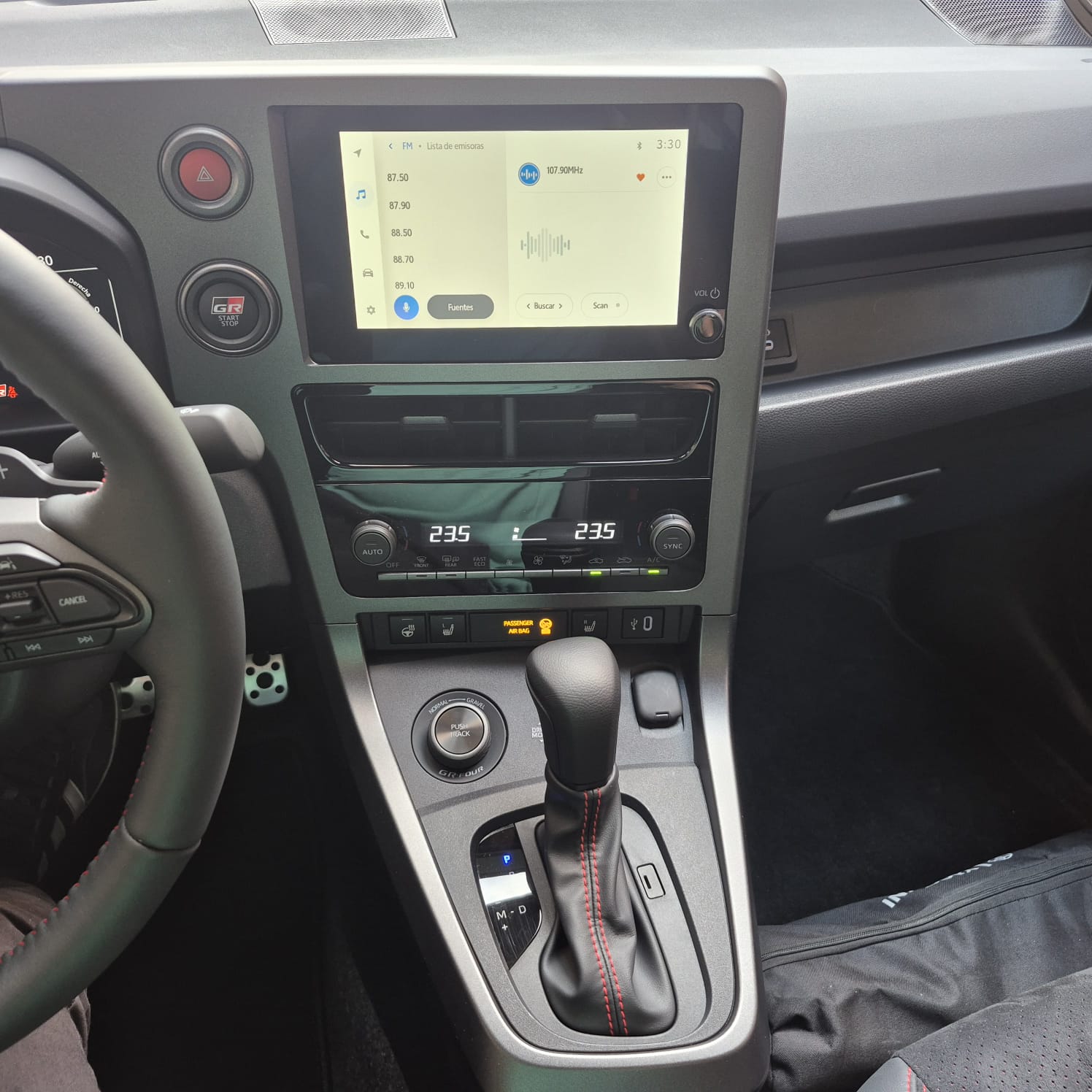 Mira esta publicación de Toyota Yaris 2025 en Motordil