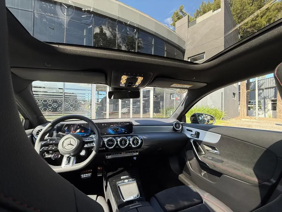 Mira esta publicación de Mercedes Benz Clase A 2025 en Motordil