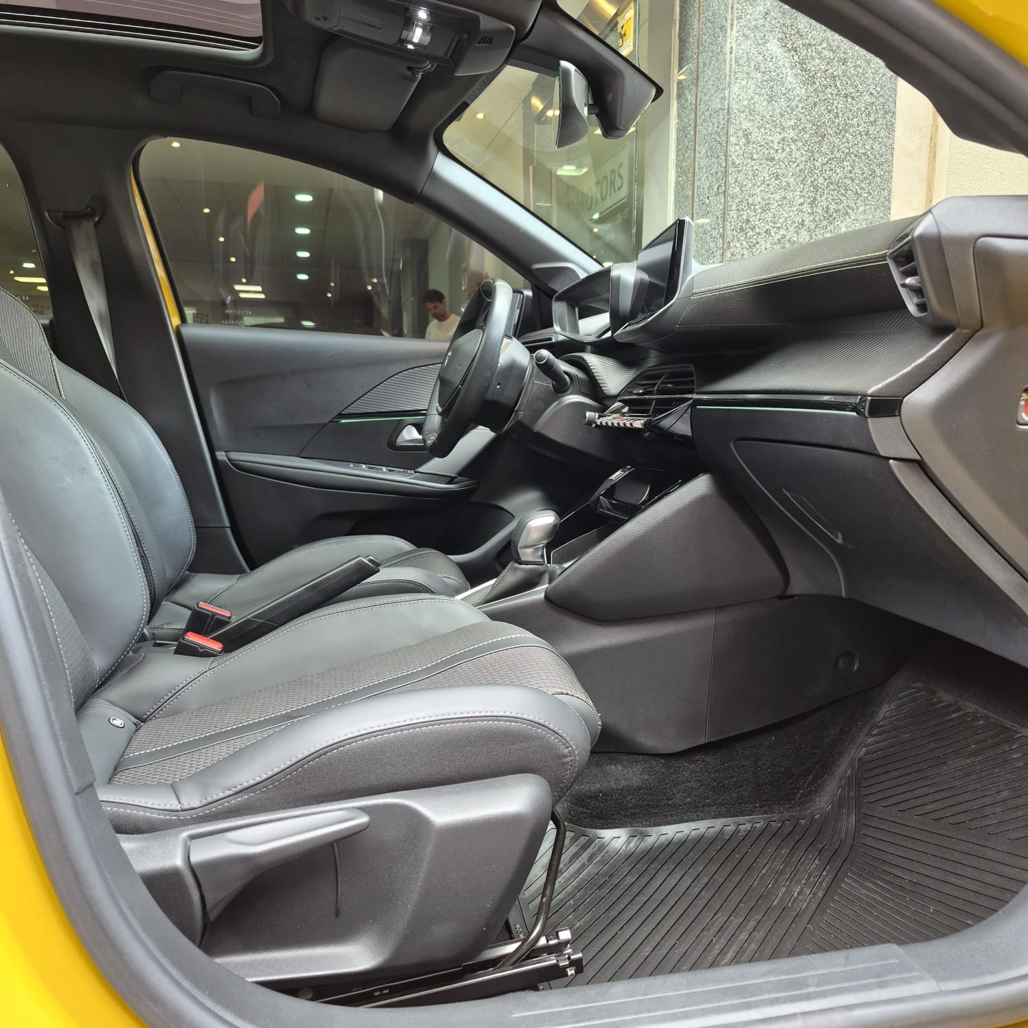 Mirá esta publicación de Peugeot 208