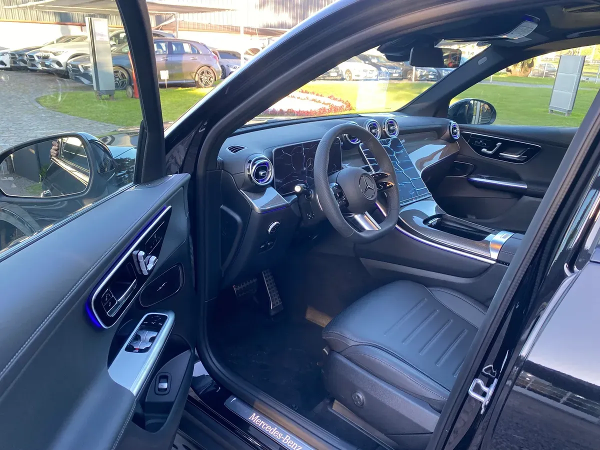 Mira esta publicación de Mercedes Benz GLC 2025 en Motordil