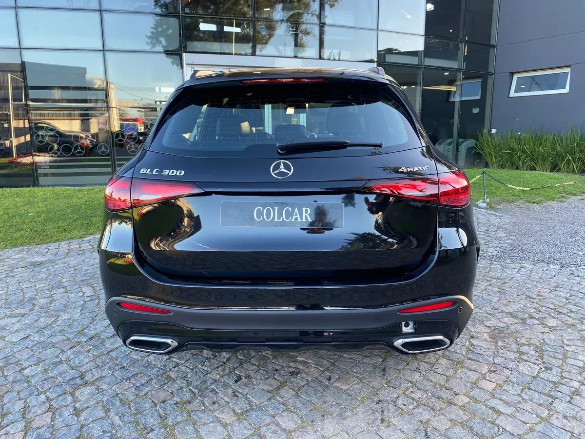 Mira esta publicación de Mercedes Benz GLC 2025 en Motordil