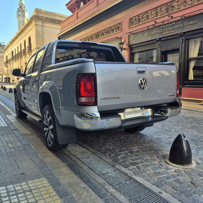 Mira esta publicación de Volkswagen Amarok 2015 en Motordil
