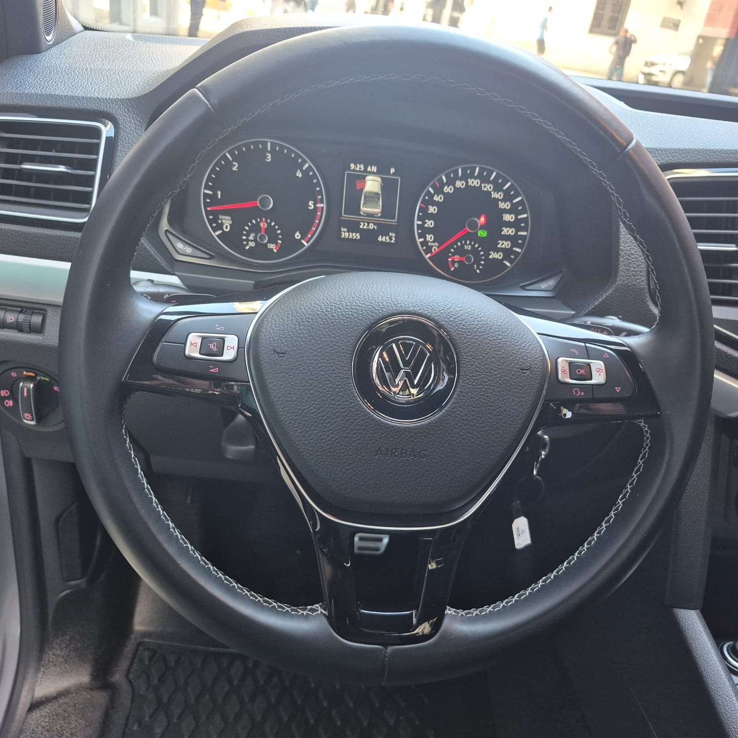 Mira esta publicación de Volkswagen Amarok 2015 en Motordil