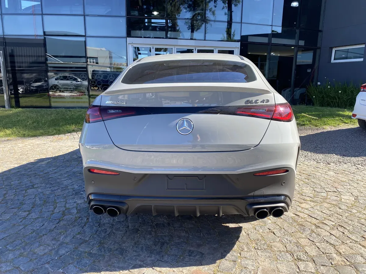 Mira esta publicación de Mercedes Benz GLC 2025 en Motordil