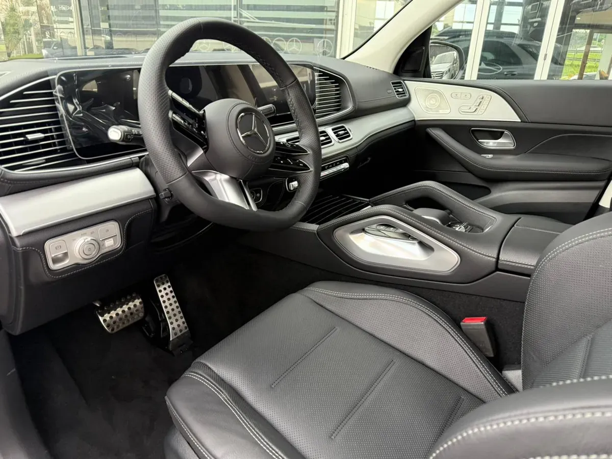 Mira esta publicación de Mercedes Benz GLE 2025 en Motordil