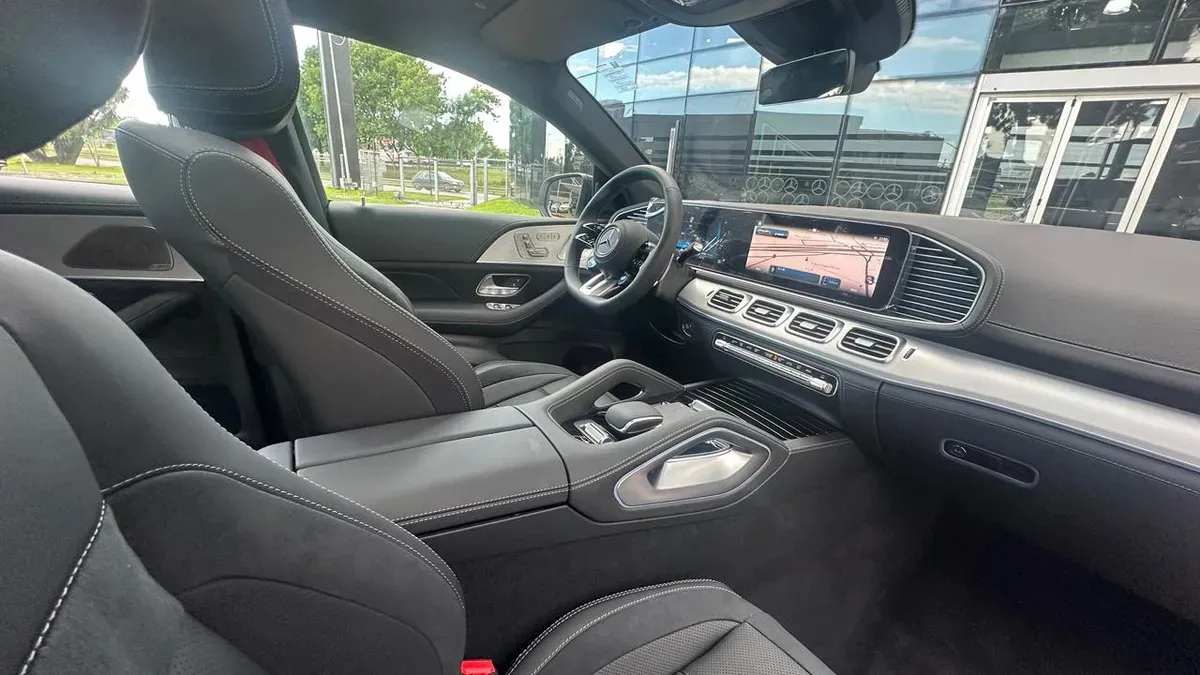 Mira esta publicación de Mercedes Benz GLE 2025 en Motordil