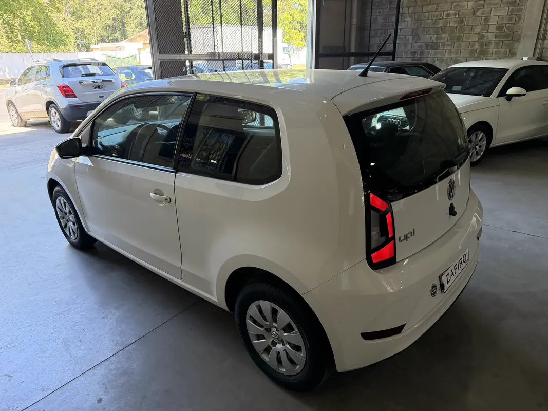 Mira esta publicación de Volkswagen UP 2017 en Motordil