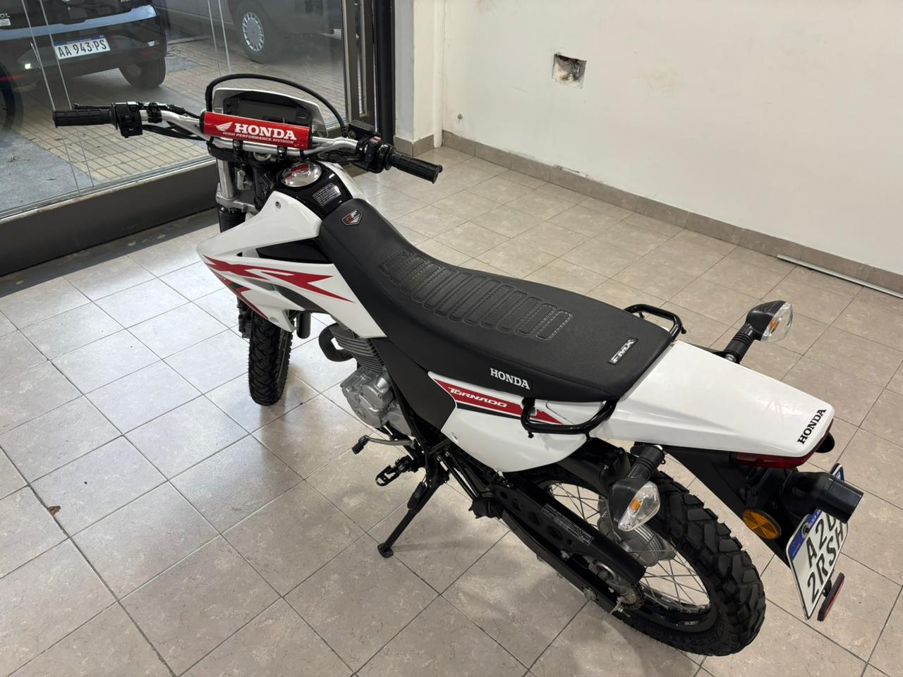 Mira esta publicación de Honda XR 250 Tornado 2023 en Motordil