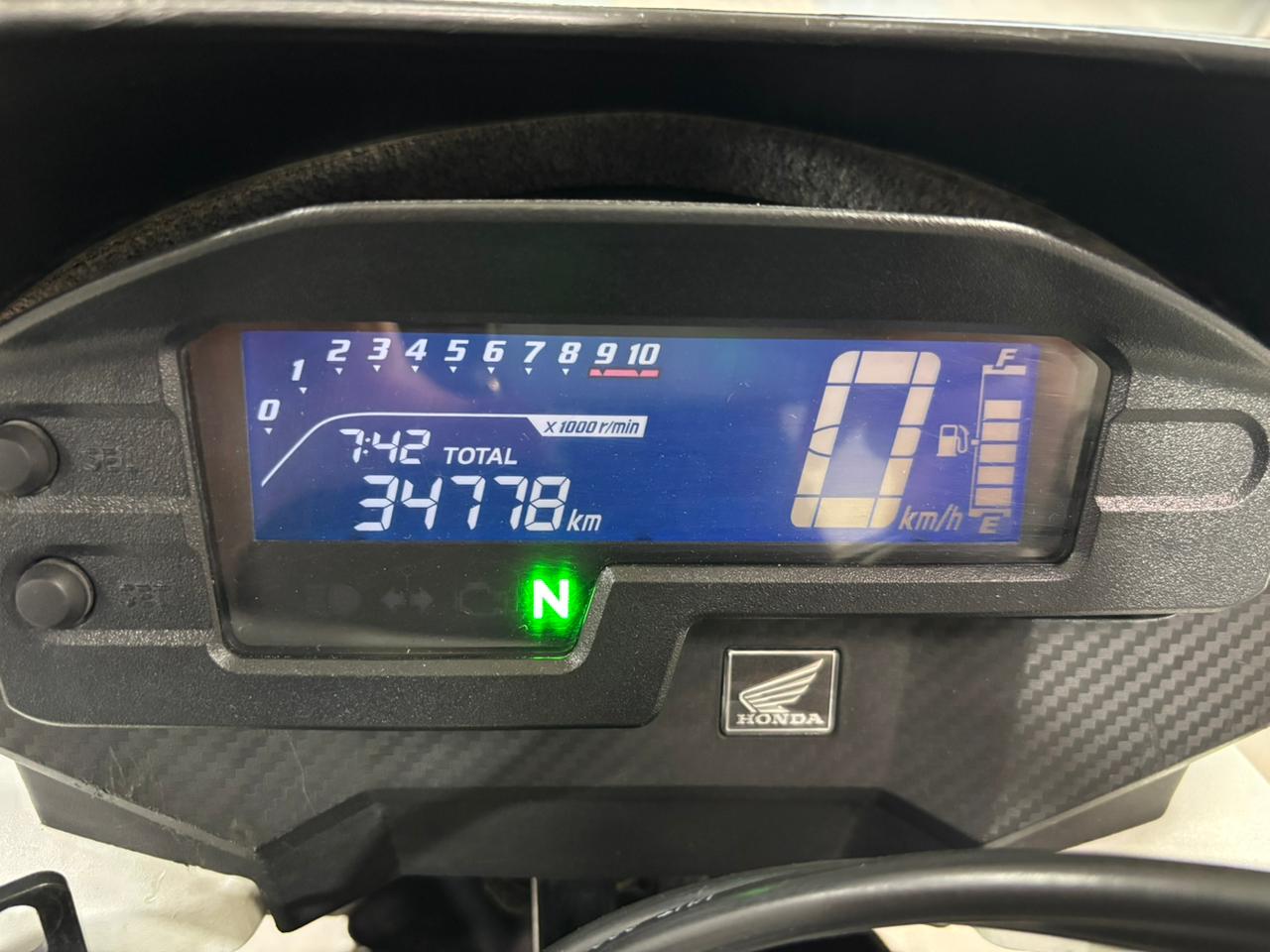 Mira esta publicación de Honda XRE 300 Rally 2018 en Motordil