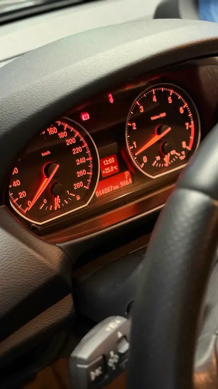 Mira esta publicación de BMW Serie 1 2014 en Motordil