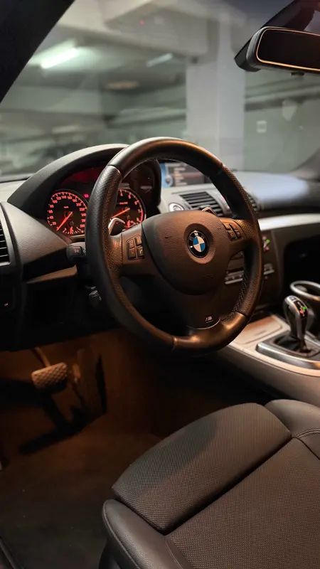 Mira esta publicación de BMW Serie 1 2014 en Motordil