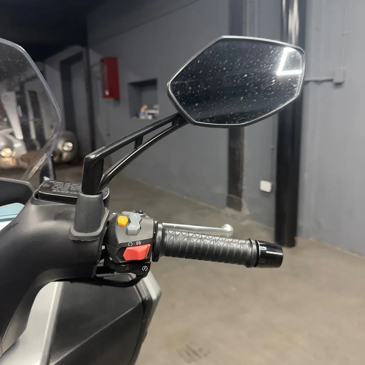 Mira esta publicación de Kymco Downtown 350 I 2022 en Motordil