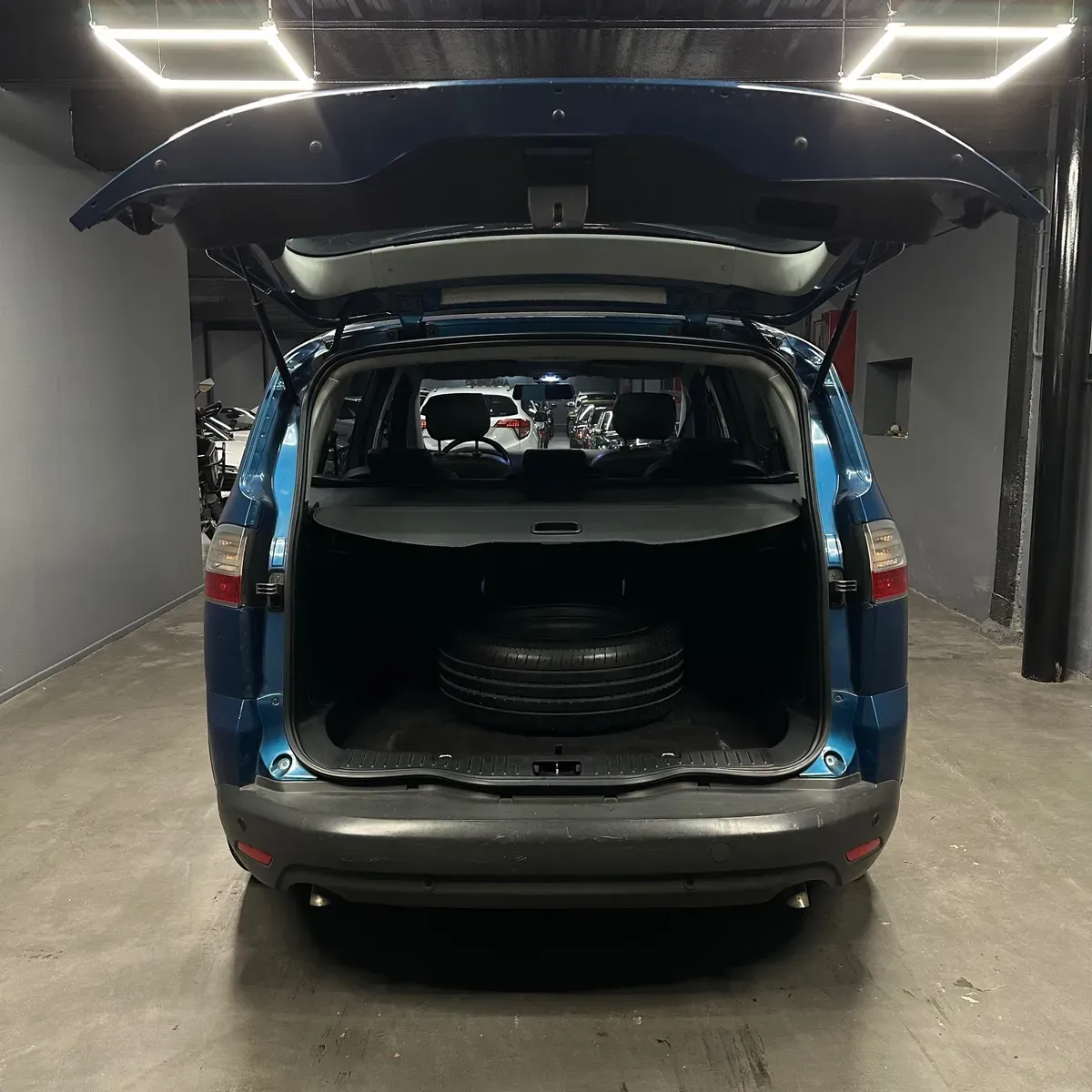 Mira esta publicación de Ford S Max 2008 en Motordil