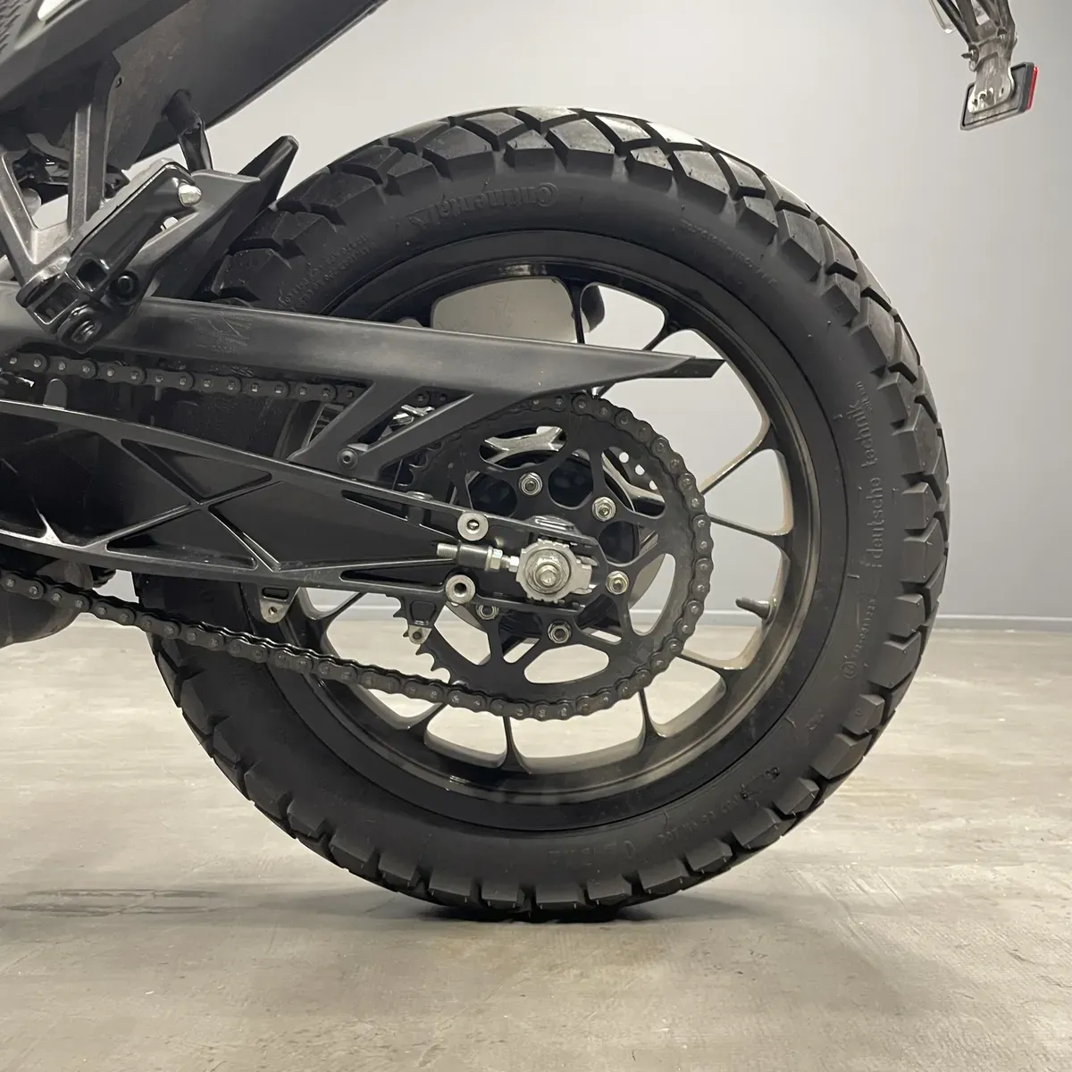 Mira esta publicación de KTM Adventure 390 2020 en Motordil