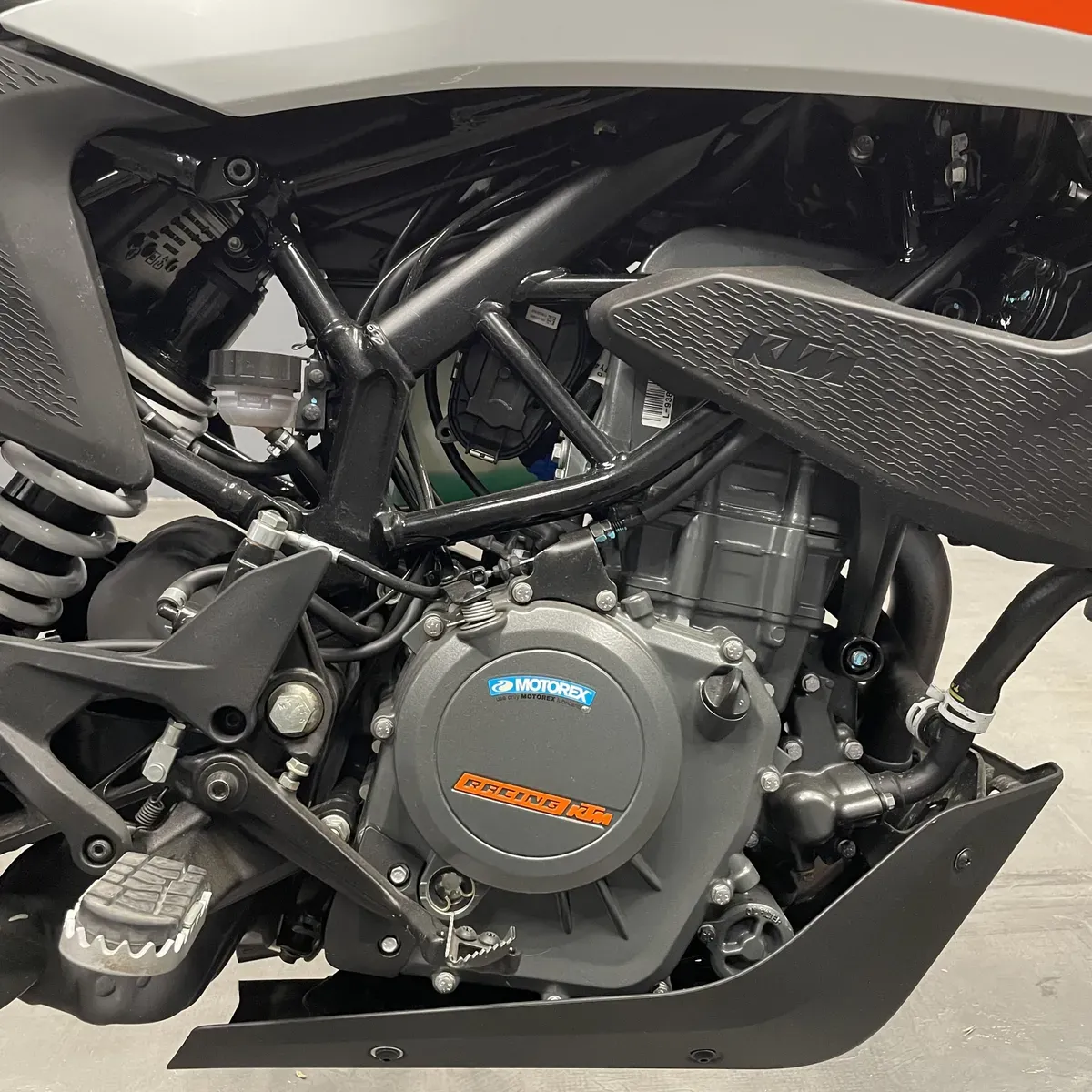 Mirá esta publicación de KTM Adventure 390