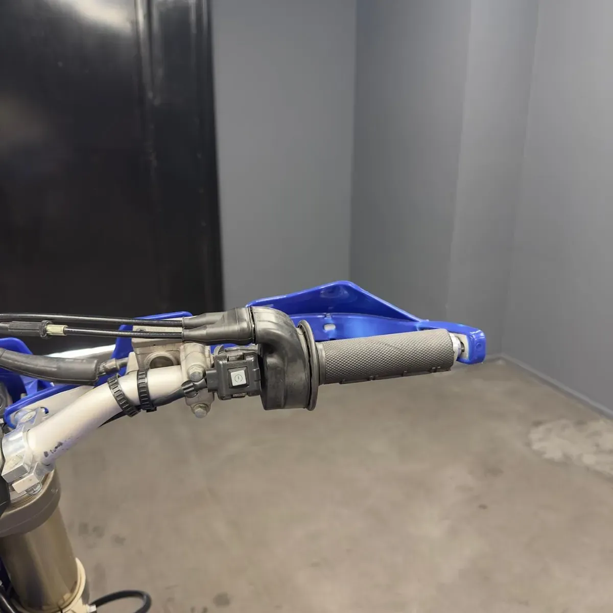 Mira esta publicación de Yamaha 450 WRF 2009 en Motordil