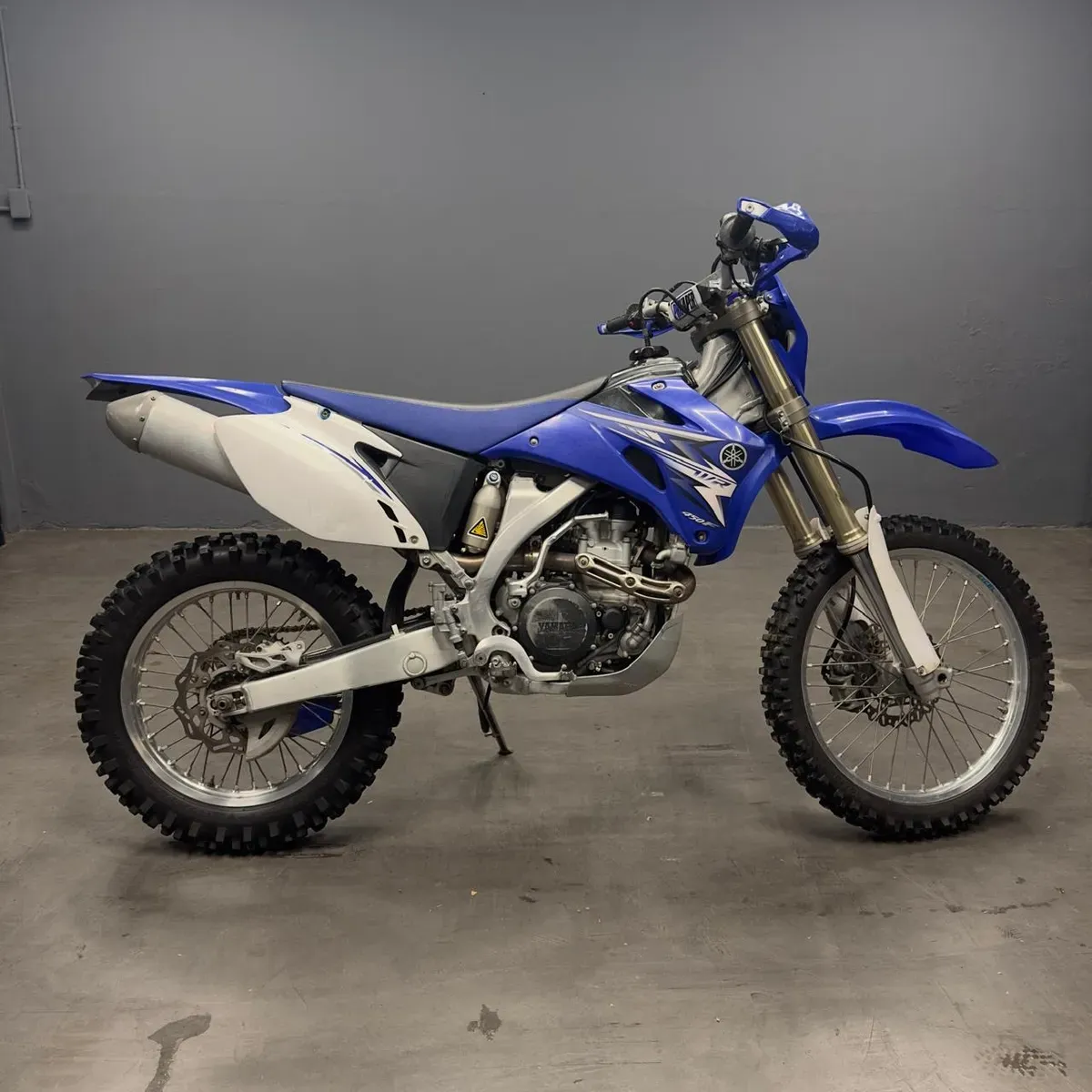 Mira esta publicación de Yamaha 450 WRF 2009 en Motordil