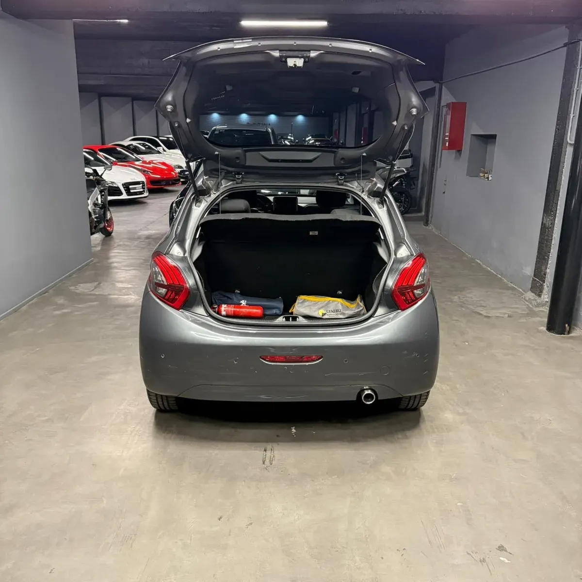 Mira esta publicación de Peugeot 208 2018 en Motordil